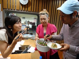 炎でほっとレシピ『豚しゃぶ　香味野菜のサラダ』