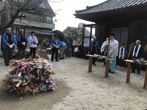 とんどお焚き上げ