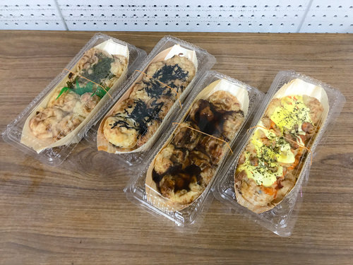 レトロなワーゲンバスが目印のたこ焼き屋さん！