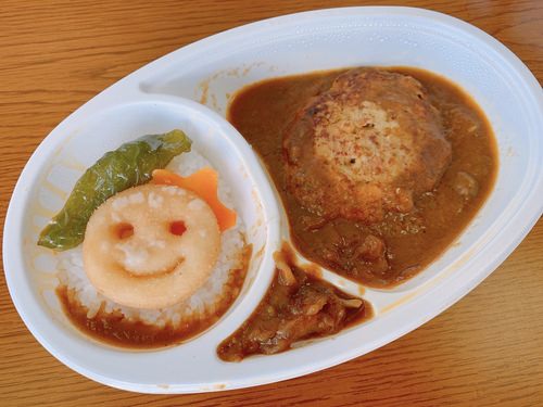 人気のコーヒーショップがカレー屋さんをオープン！